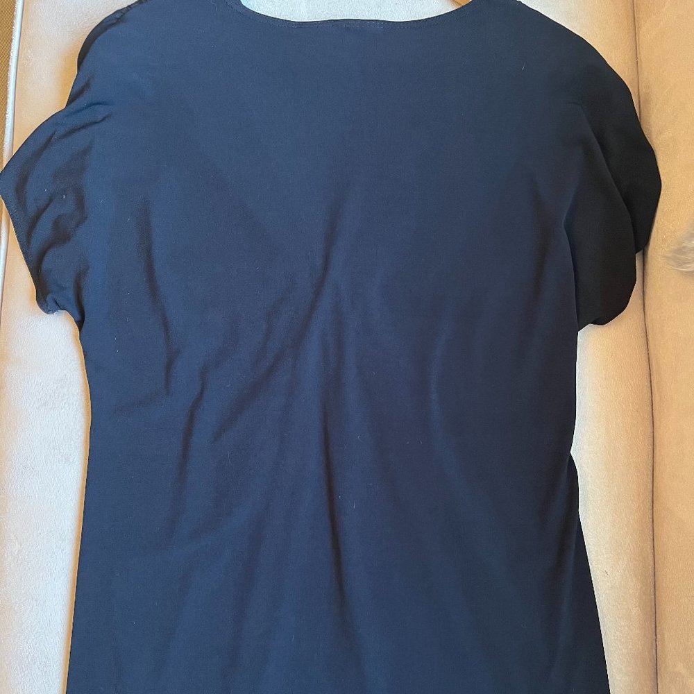 Chico's Ruched Front Top (NWOT) - Picture 4 of 4
